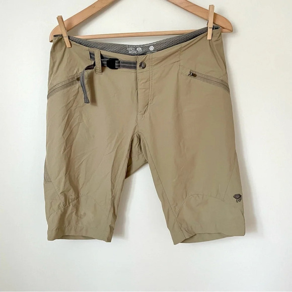 Mountain Hardware Women's Bermuda  Hiking Shorts - Picture 1 of 8